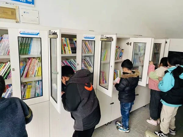Community_Mainfreight Shanghai Library of books