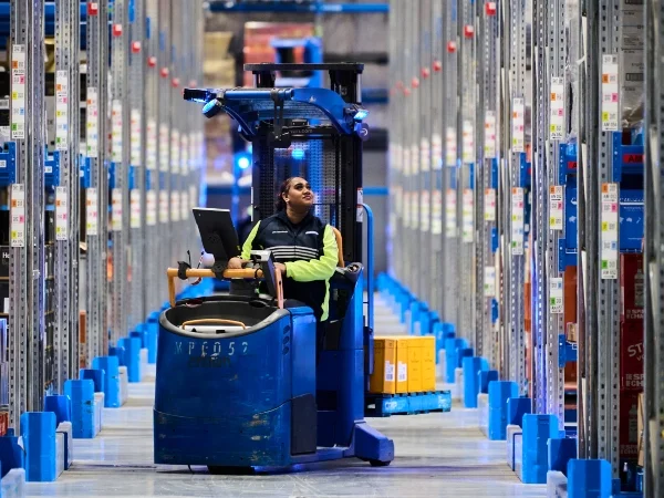 Smarter retail warehousing for accurate pick and pack 